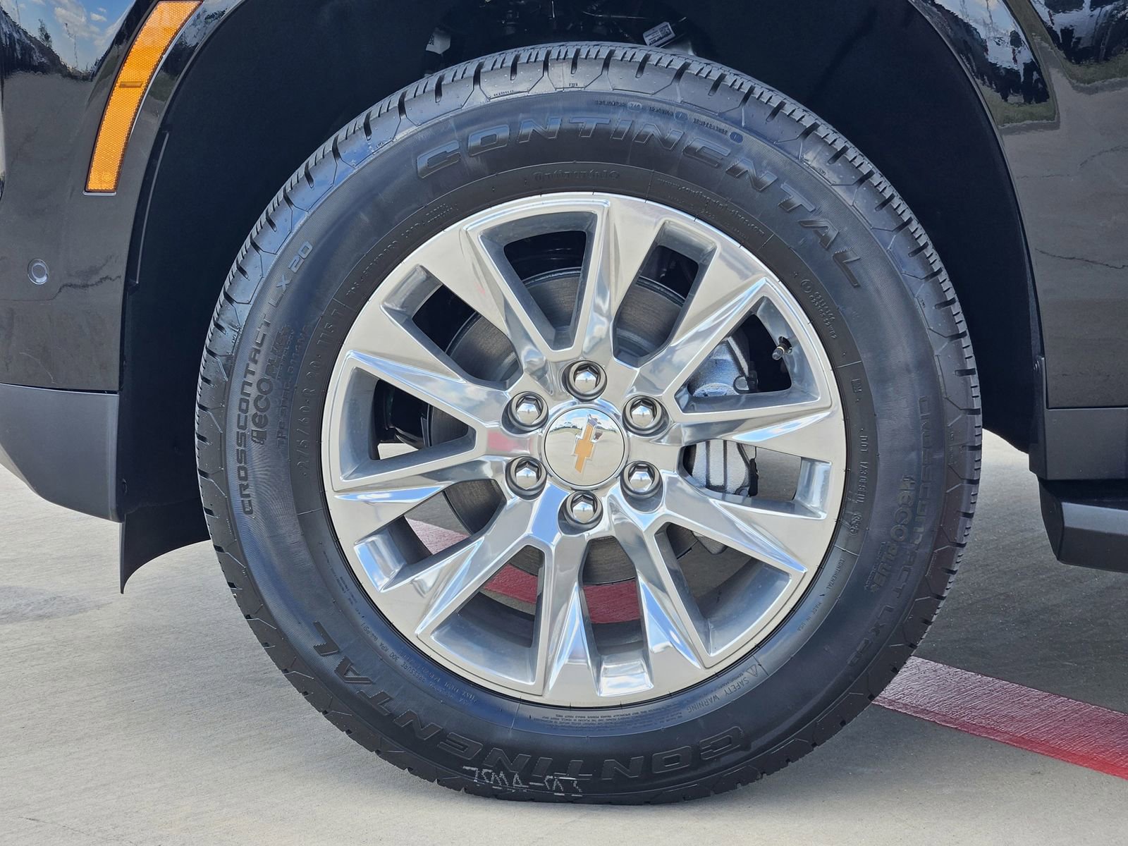 New 2026 Chevrolet Suburban Premier image 13