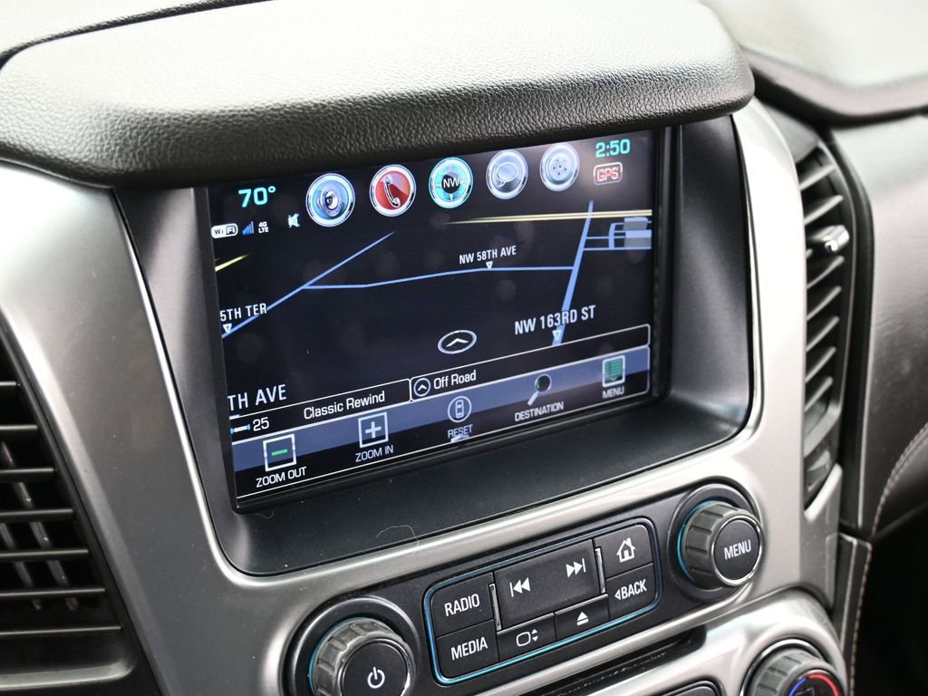 Used 2018 Chevrolet Suburban LT image 28