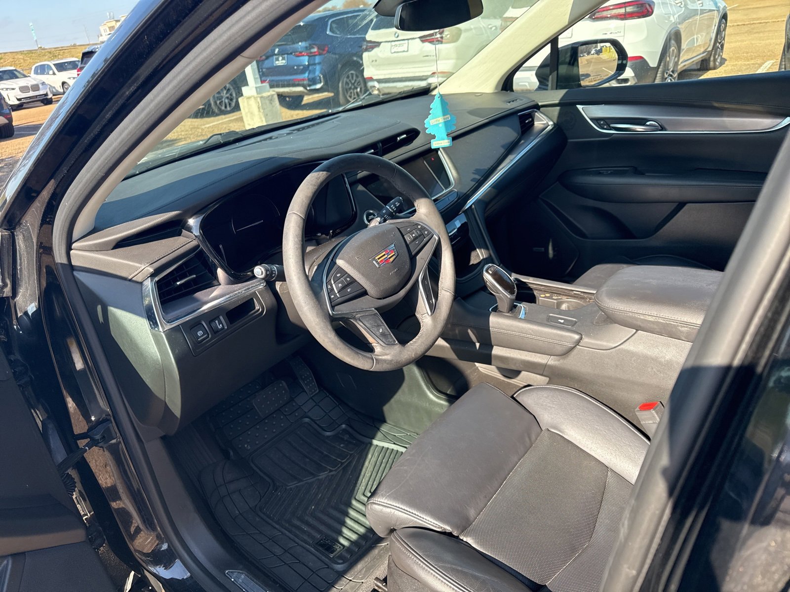 Used 2017 Cadillac XT5 Luxury image 13