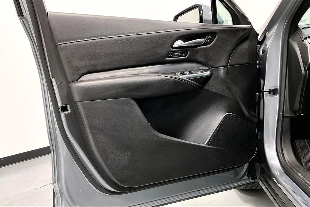 Used 2024 Cadillac XT4 Premium Luxury AWD/4WD image 21