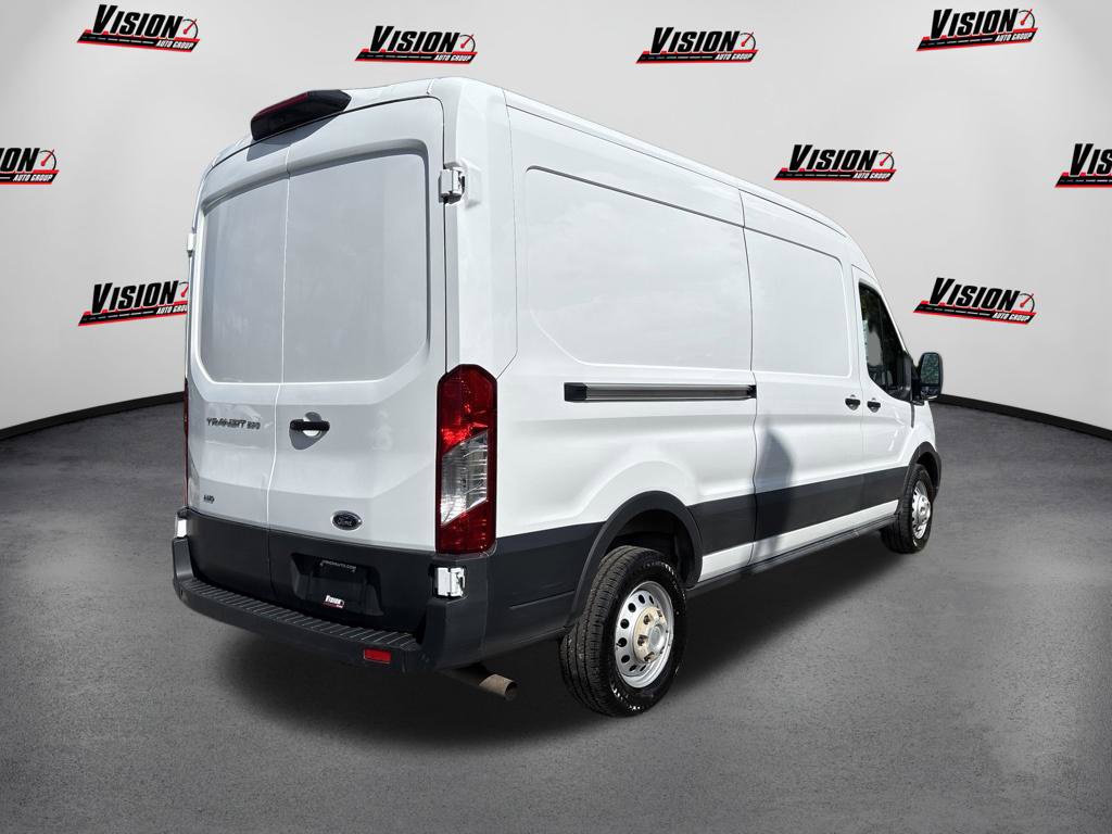 Used 2025 Ford Transit 250 148 Medium Roof Extended AWD image 5