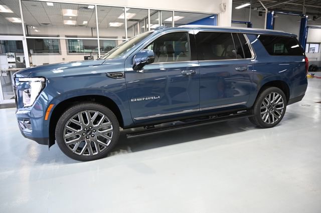 New 2026 GMC Yukon XL Denali Ultimate AWD/4WD image 9