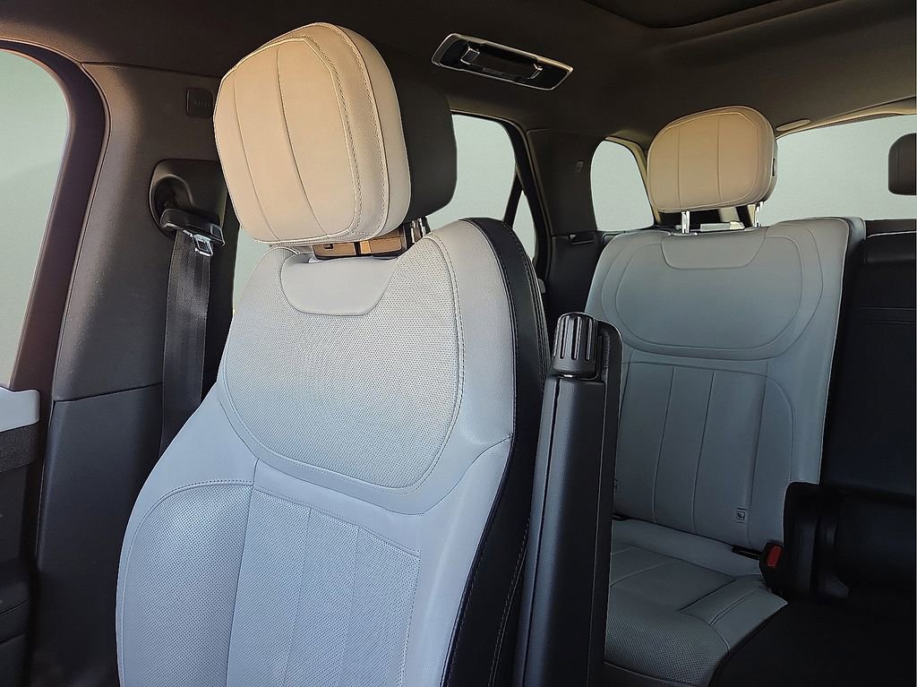 Used 2023 Land Rover Range Rover Sport SE Dynamic image 29