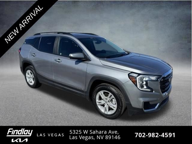 Used 2024 GMC Terrain SLE w/ Driver Convenience Package FWD image 4