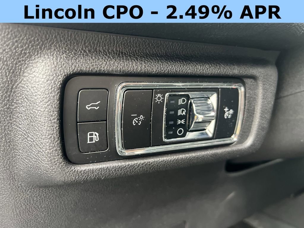 Used 2025 Lincoln Corsair Grand Touring w/ Equipment Group 302A image 15