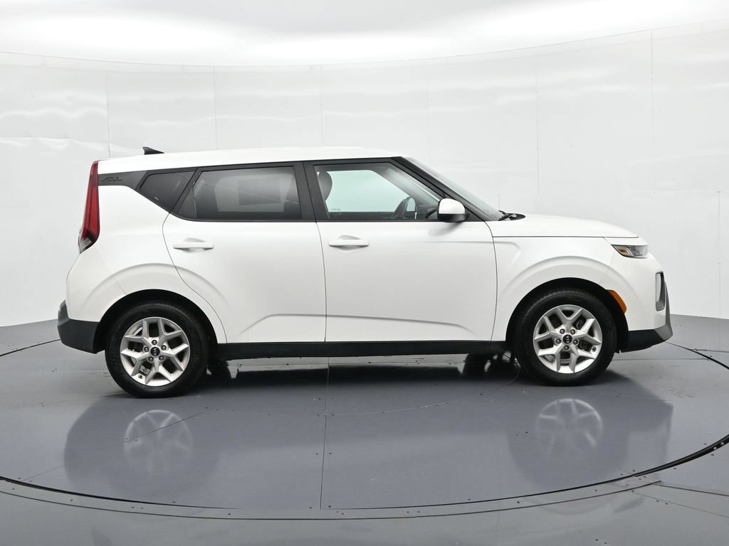 Used 2021 Kia Soul S FWD image 5