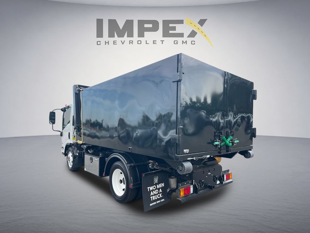 Used 2024 Chevrolet Low Cab Forward RWD image 4