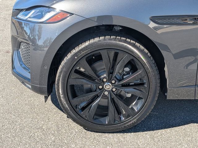 New 2026 Jaguar F-PACE R-Dynamic S image 10