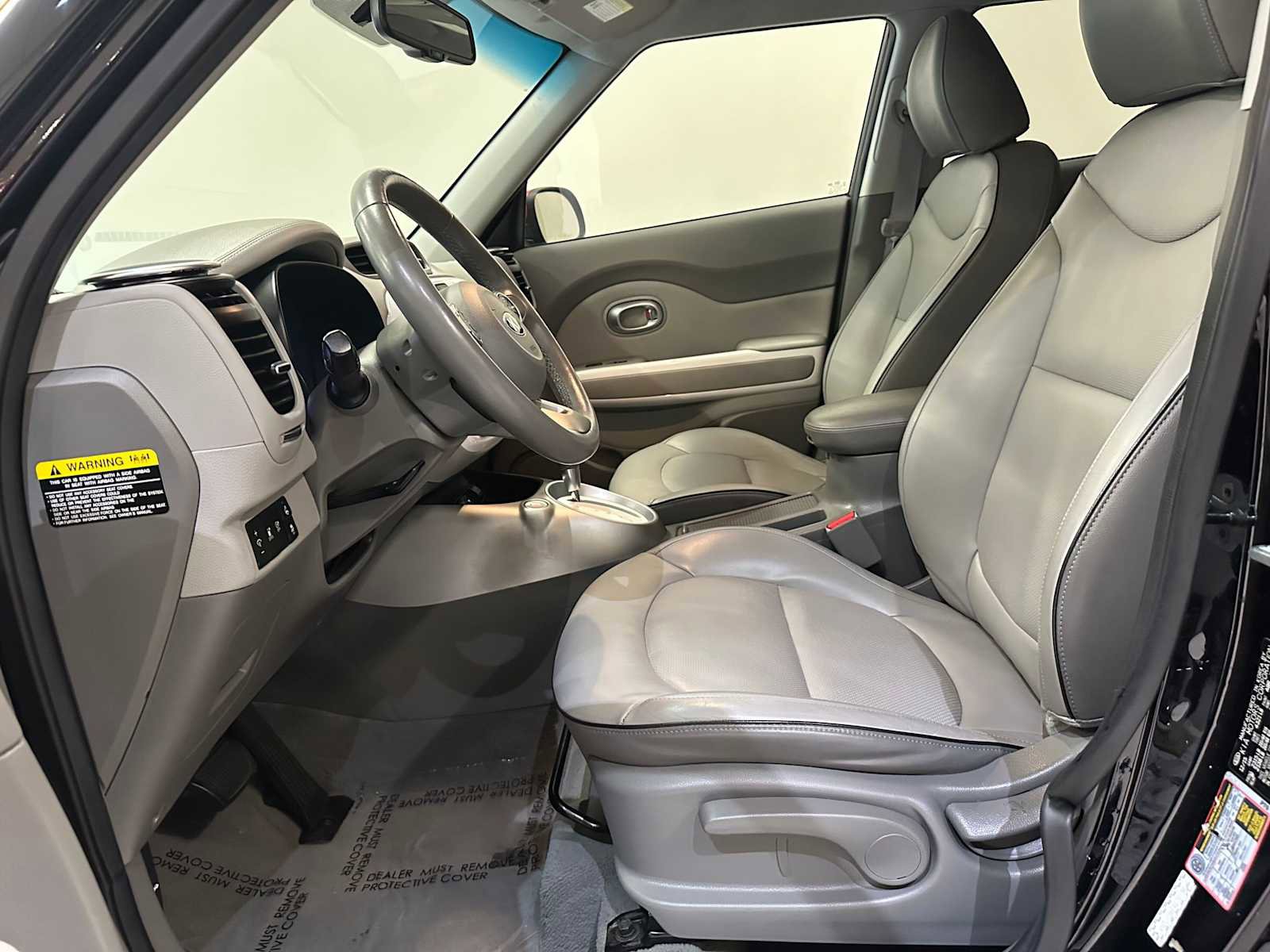 Used 2016 Kia Soul EV + image 21