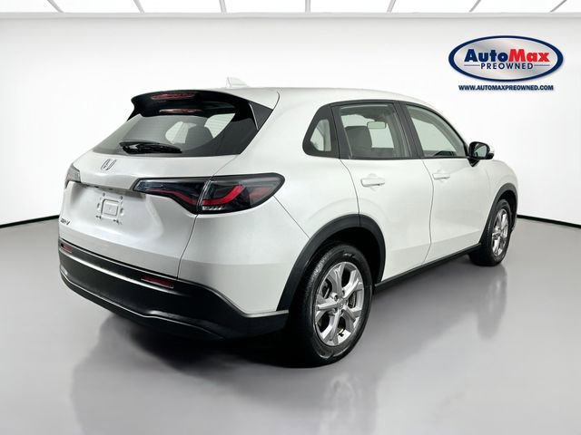 Used 2023 Honda HR-V LX image 2