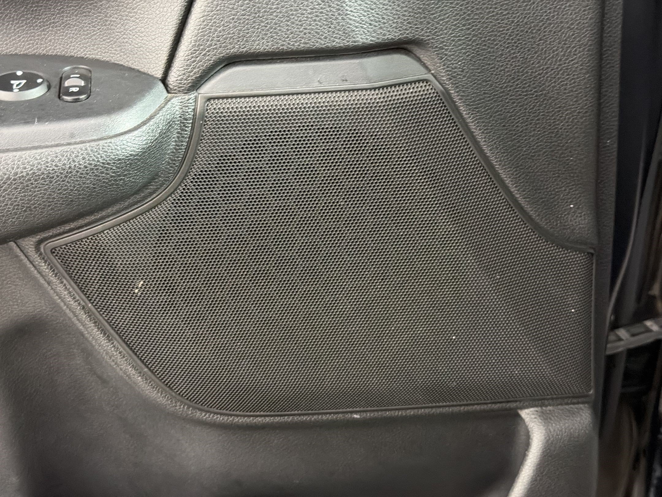 Used 2017 Honda CR-V LX image 21