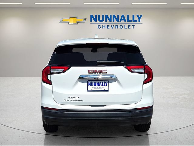 Certified 2024 GMC Terrain SLE FWD image 4