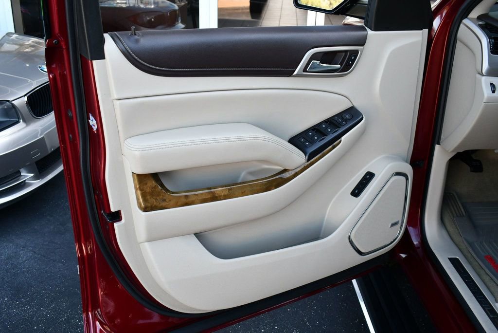 Used 2016 GMC Yukon Denali w/ Open Road Package image 11