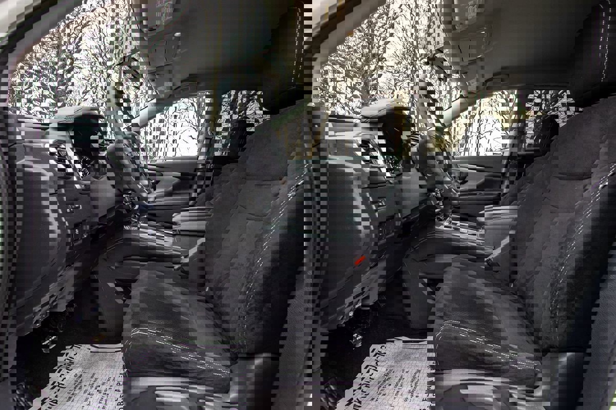 Used 2020 Nissan Murano S image 9