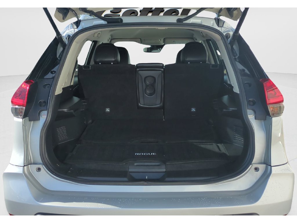 Certified 2018 Nissan Rogue SL FWD image 9