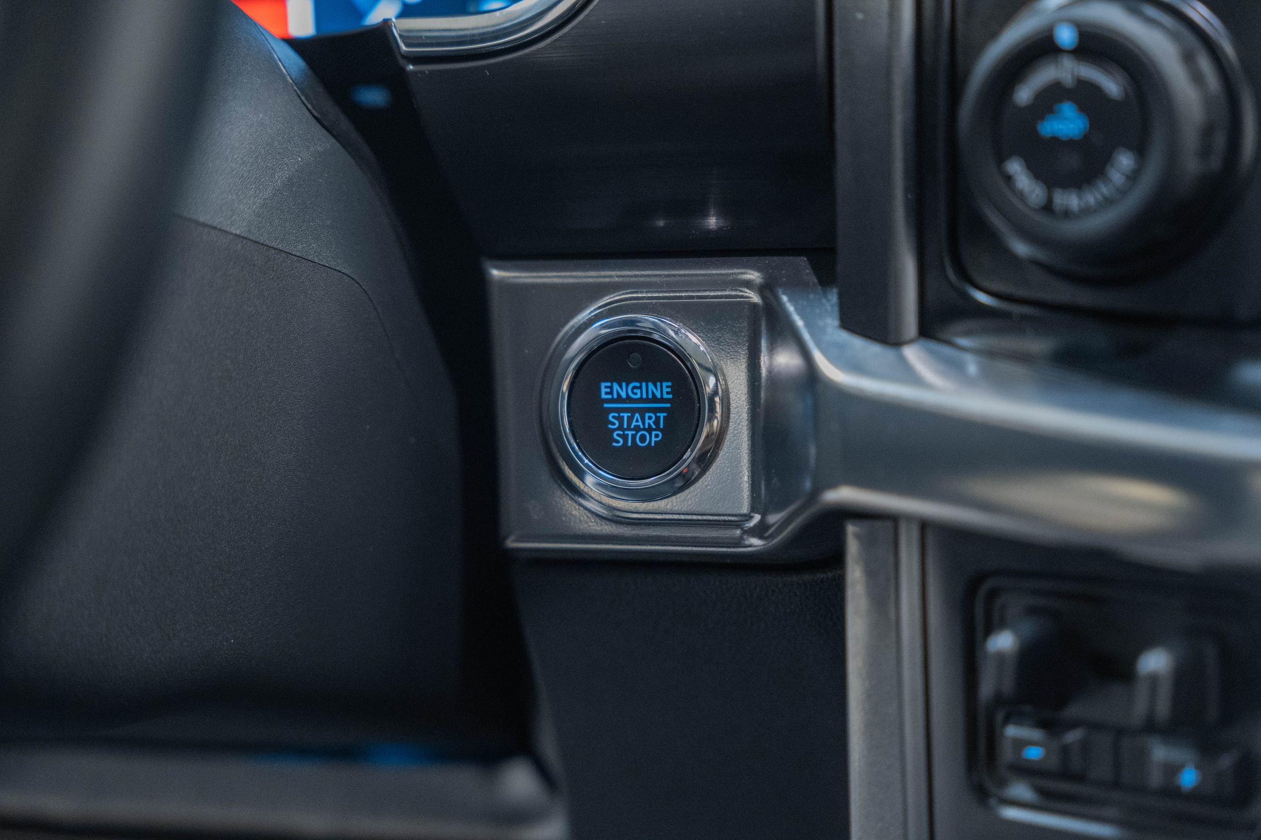 Certified 2023 Ford F150 Lariat w/ Equipment Group 502A High image 36