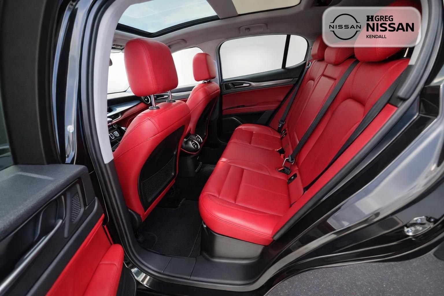 Used 2020 Alfa Romeo Stelvio Sport w/ Quick Order Package 22K Sport RWD image 11