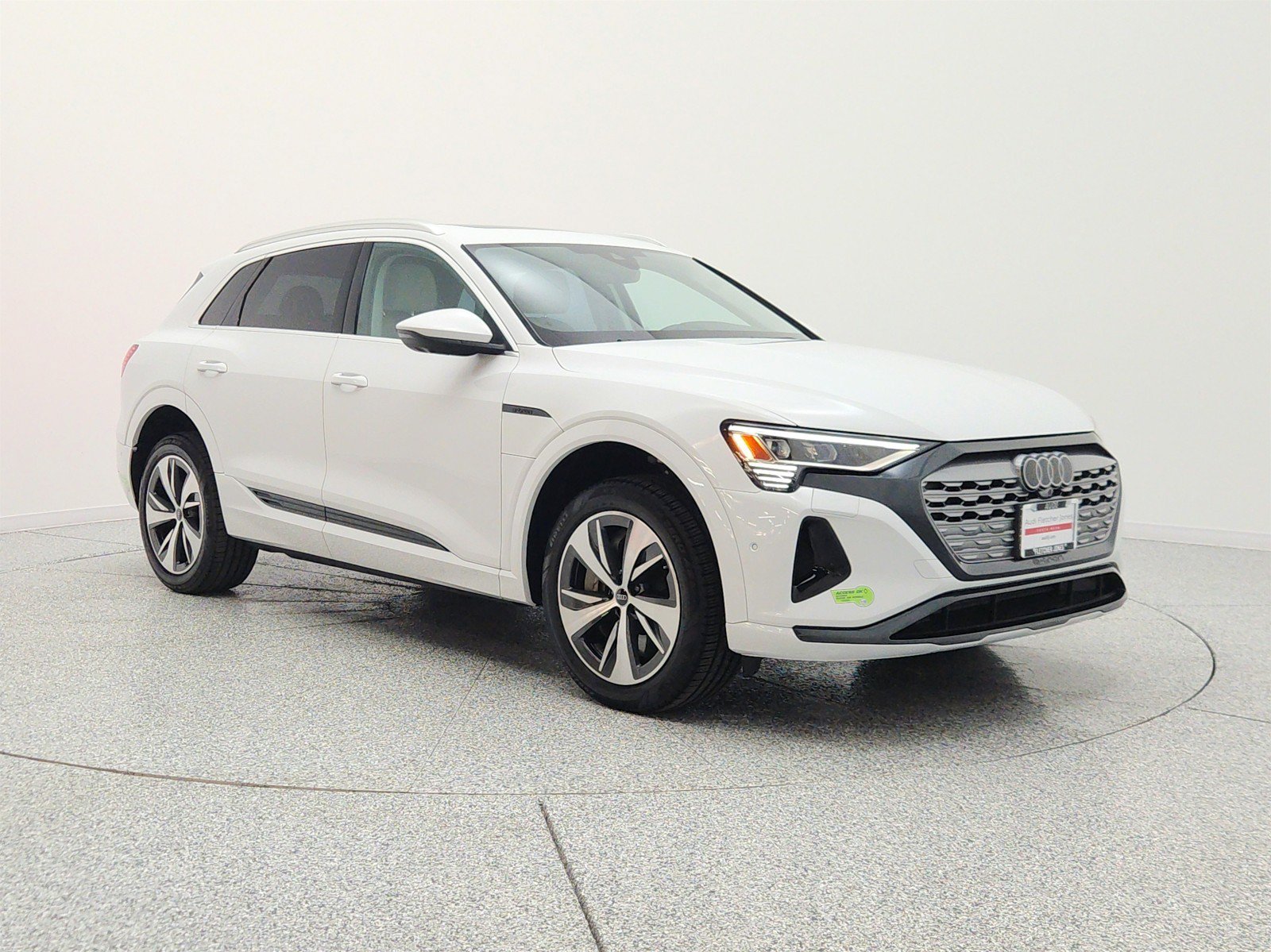 Used 2024 Audi Q8 e-tron Premium Plus w/ Premium Plus Package AWD/4WD image 3