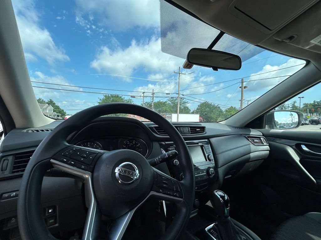 Used 2018 Nissan Rogue S FWD image 14