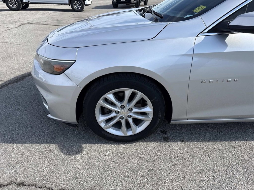 Used 2018 Chevrolet Malibu LT image 30
