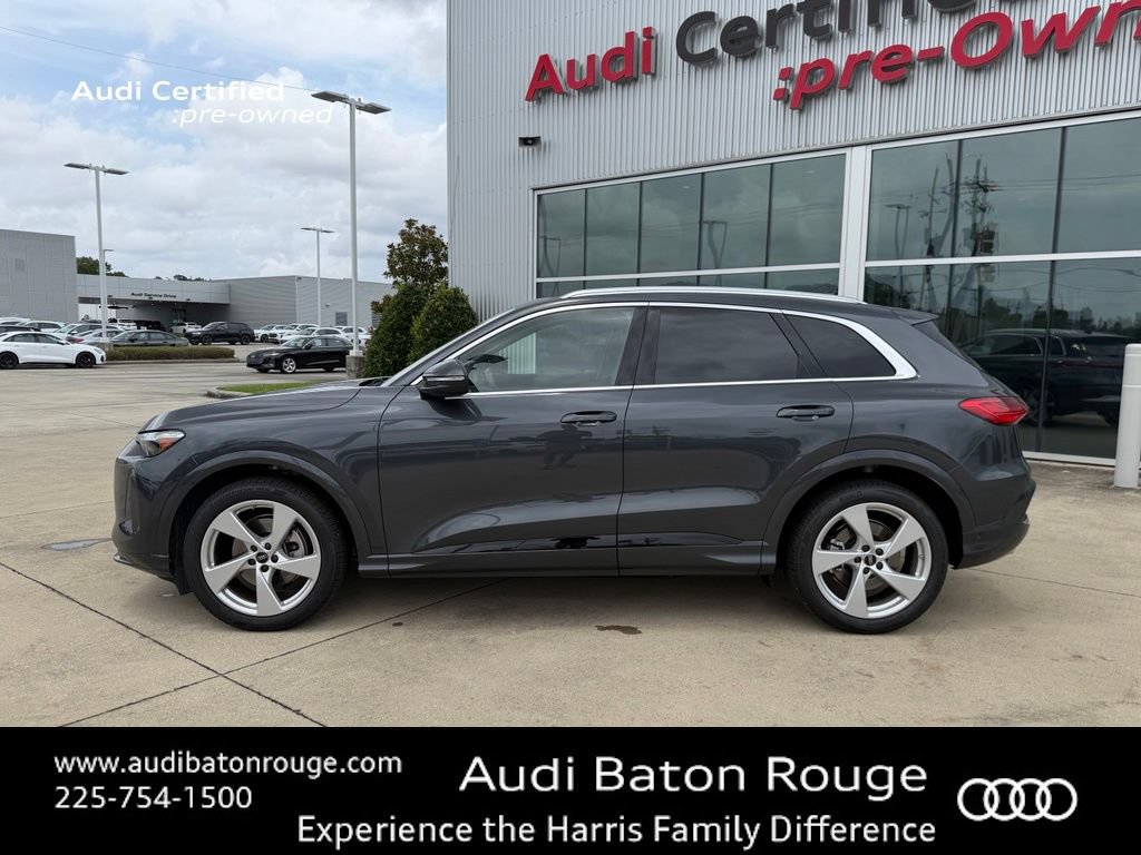 Certified 2025 Audi Q5 Prestige AWD/4WD image 6