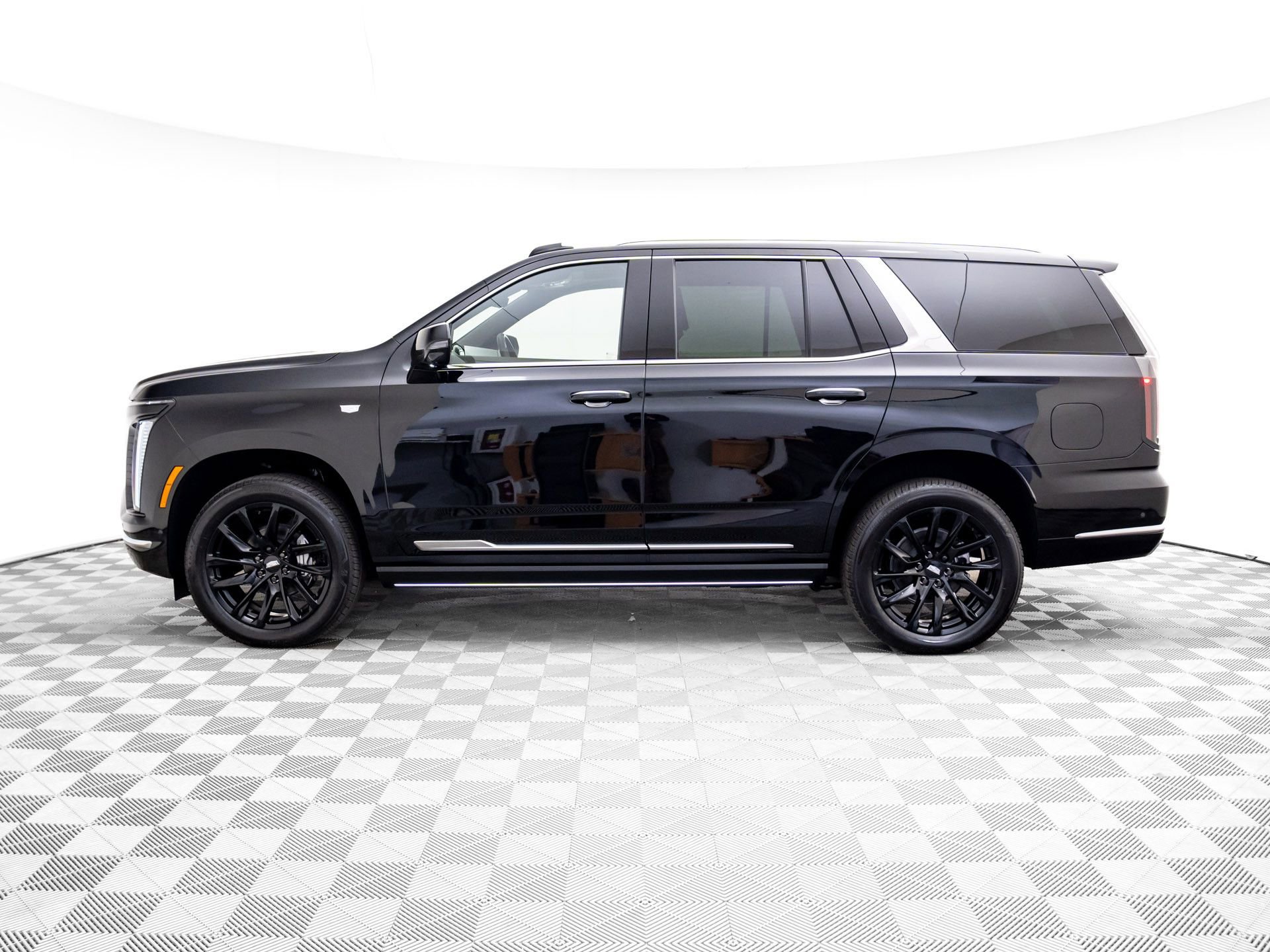 New 2026 Cadillac Escalade Luxury w/ Touring Package image 2