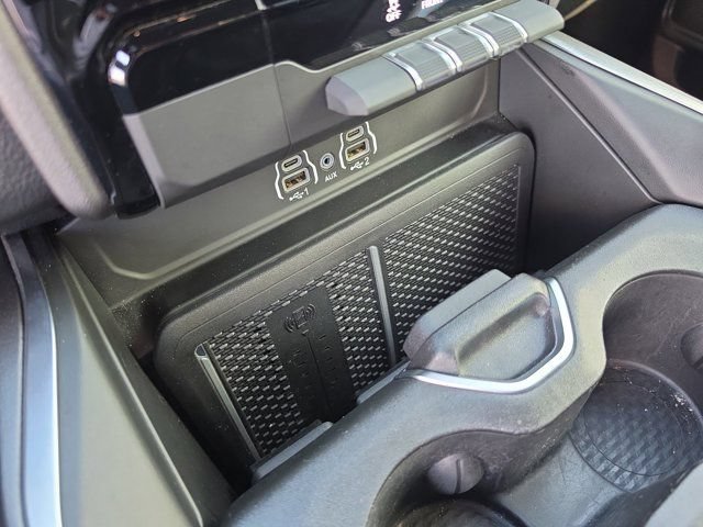 Used 2025 RAM 1500 Big Horn AWD/4WD image 25