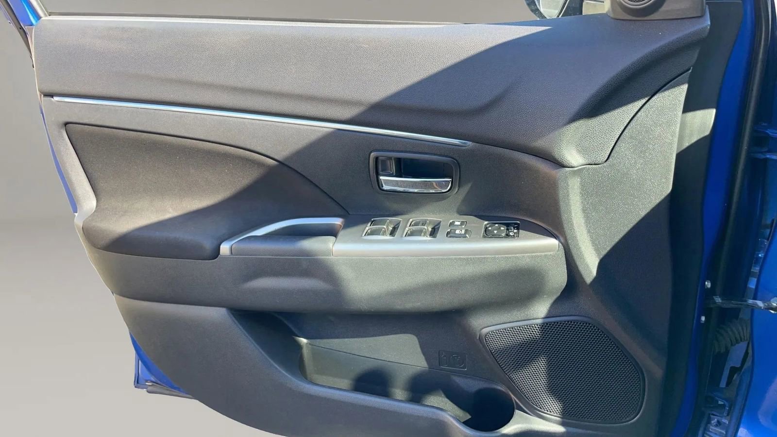 Used 2019 Mitsubishi Outlander Sport LE AWD/4WD image 24