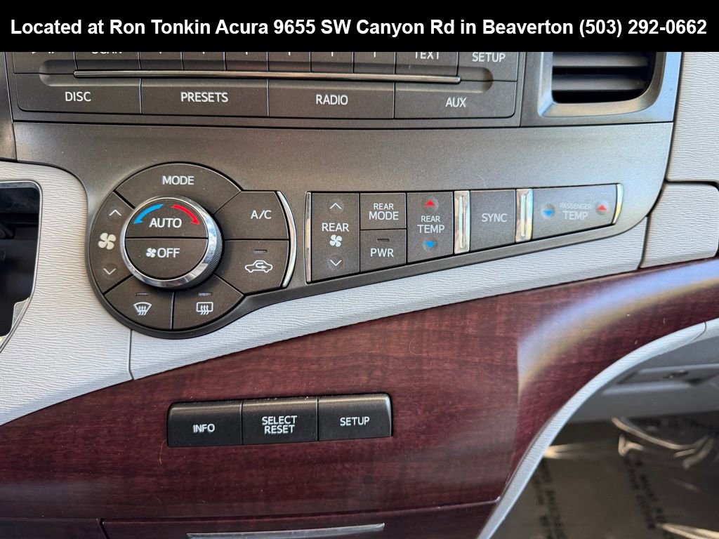 Used 2011 Toyota Sienna XLE image 24