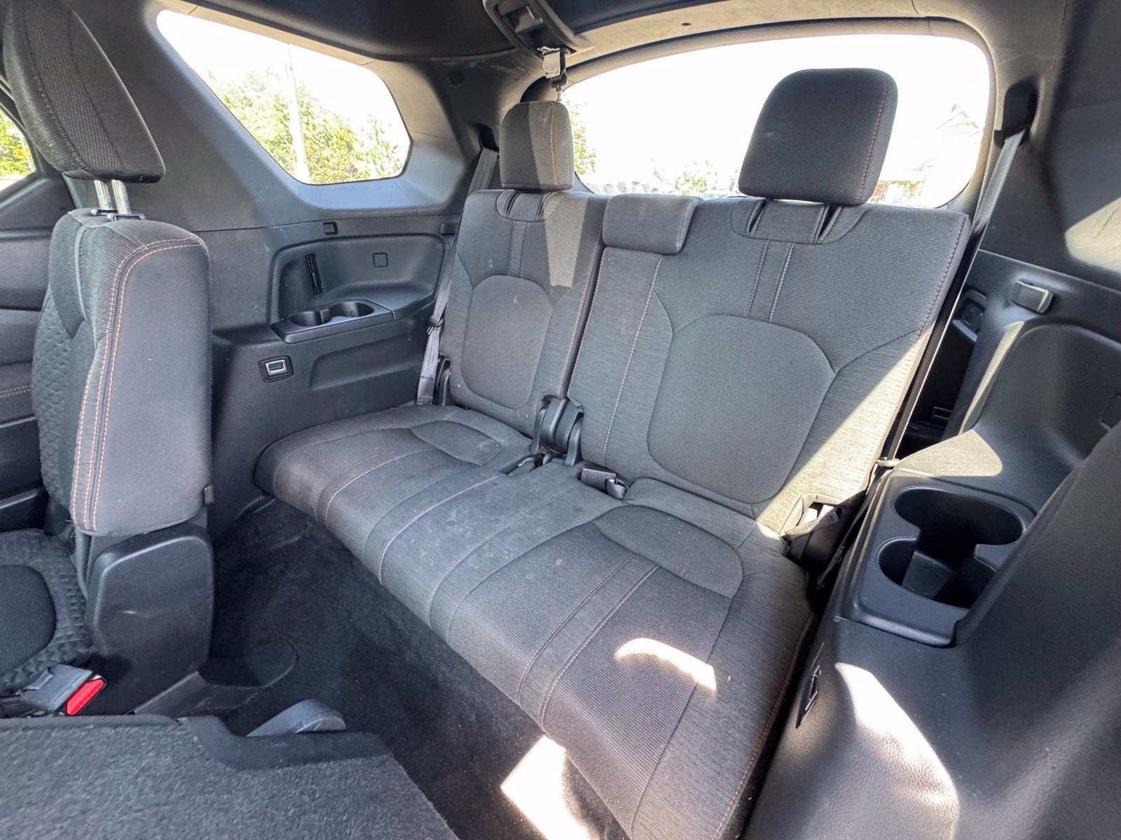Used 2025 Honda Pilot Sport image 24