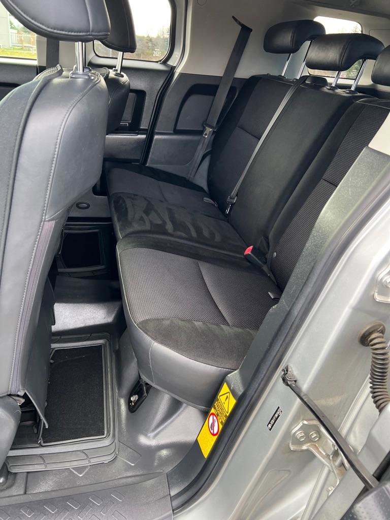 Used 2008 Toyota FJ Cruiser 4WD image 43