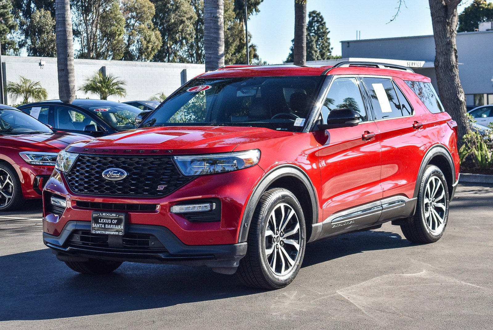 Used 2020 Ford Explorer ST w/ Premium Technology Package image 3