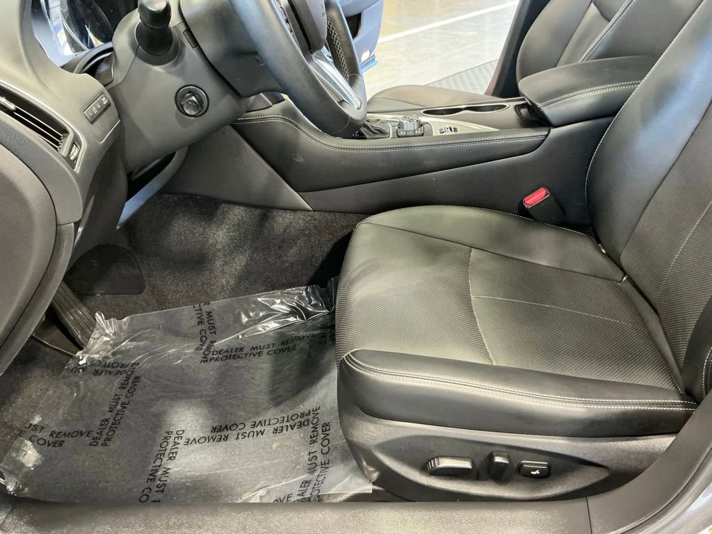 Used 2024 INFINITI Q50 Sensory image 14