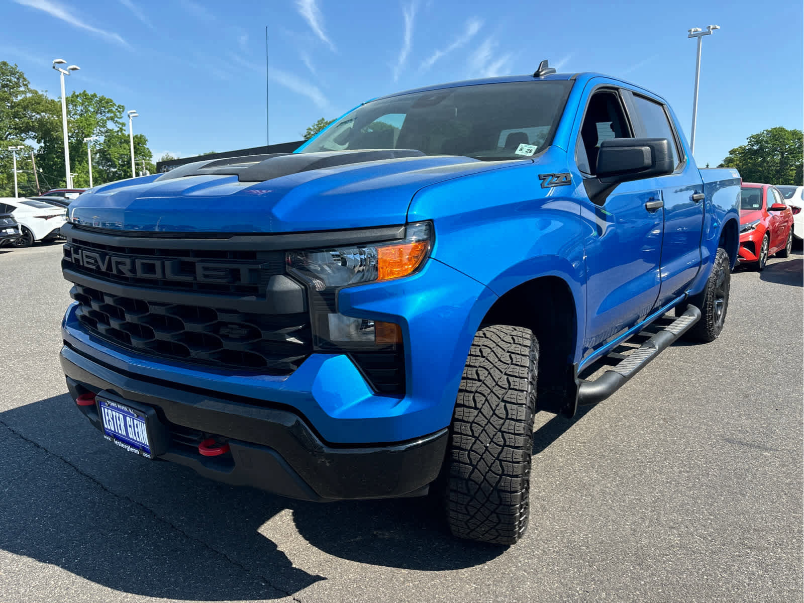 Certified 2023 Chevrolet Silverado 1500 Custom Trail Boss w/ LPO, Dark Essentials Package AWD/4WD image 5