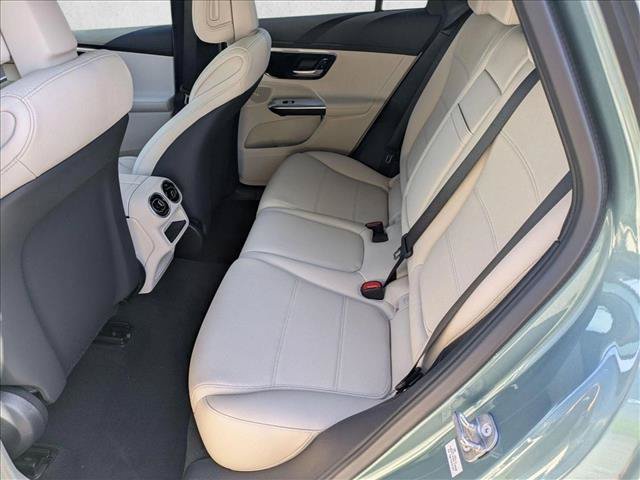 New 2027 Mercedes-Benz GLC 300 image 16
