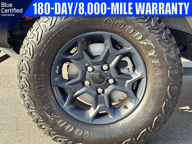 Used 2023 Jeep Gladiator Sport AWD/4WD image 19