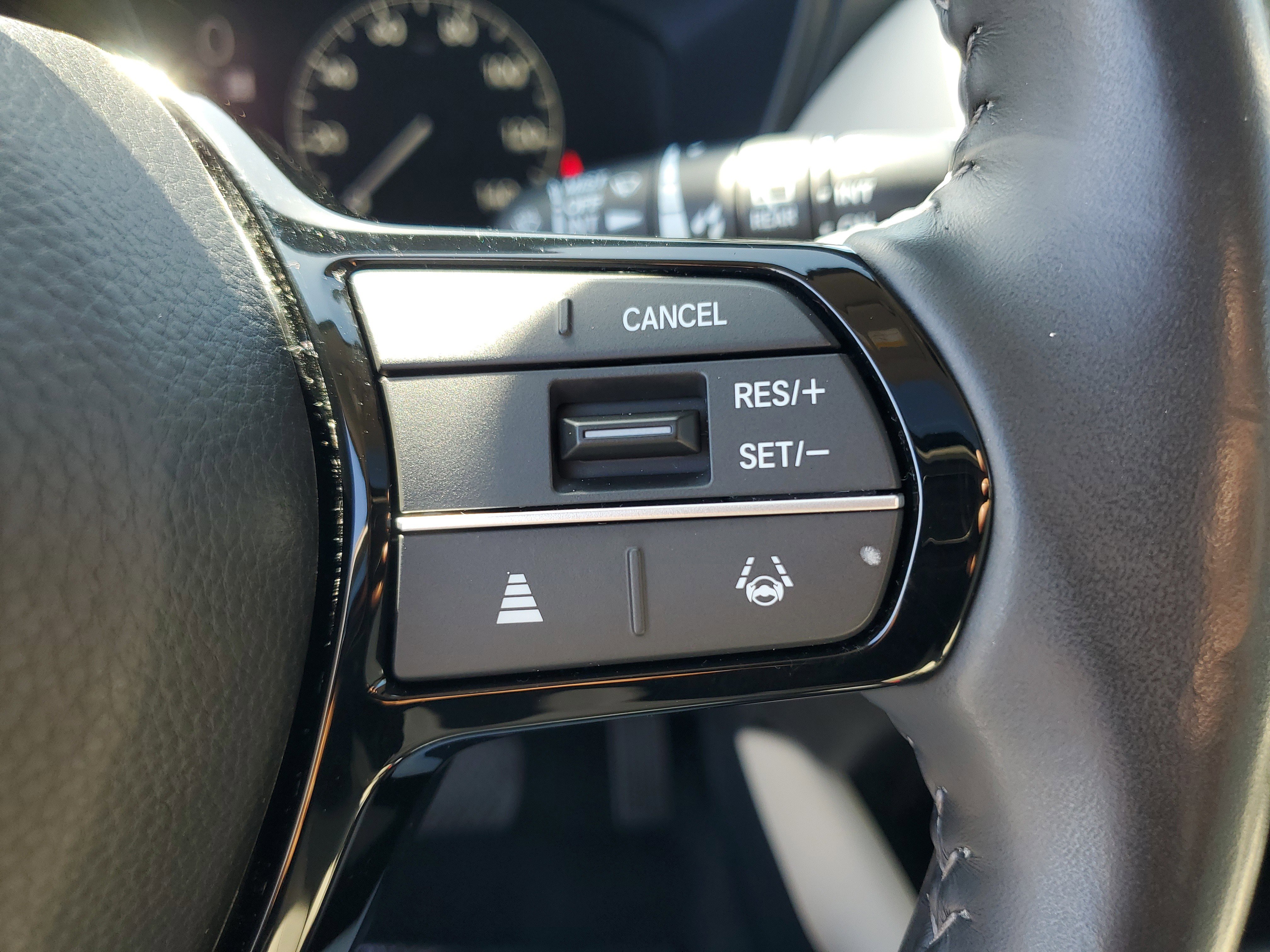 Used 2023 Honda HR-V EX-L image 22