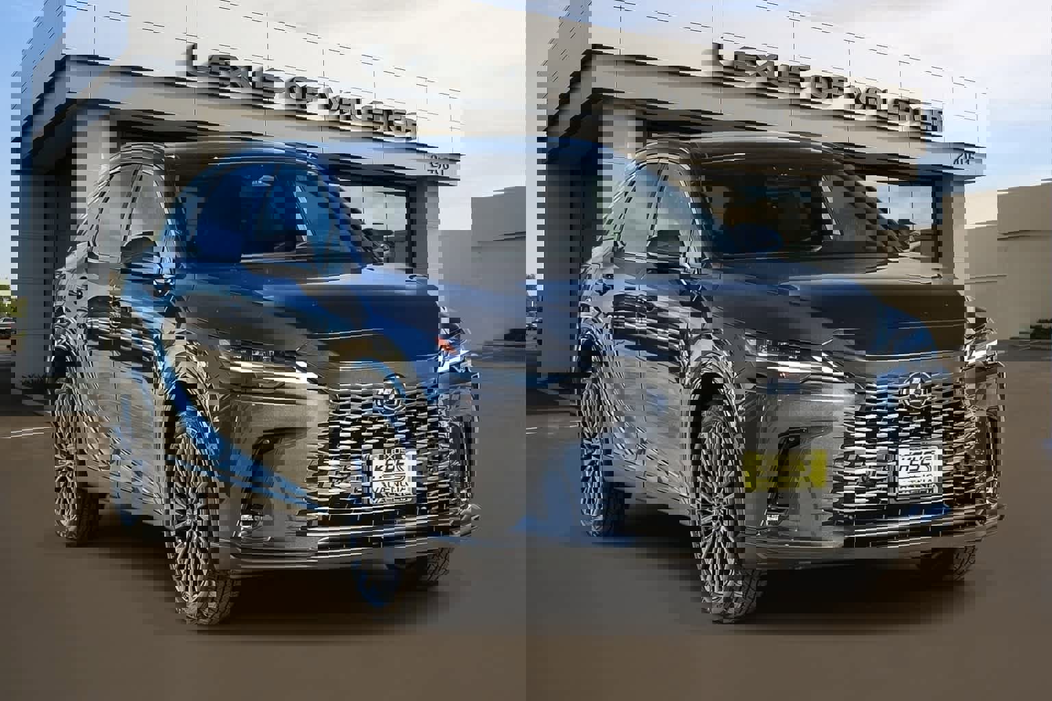 New 2026 Lexus RX 450h Luxury image 5