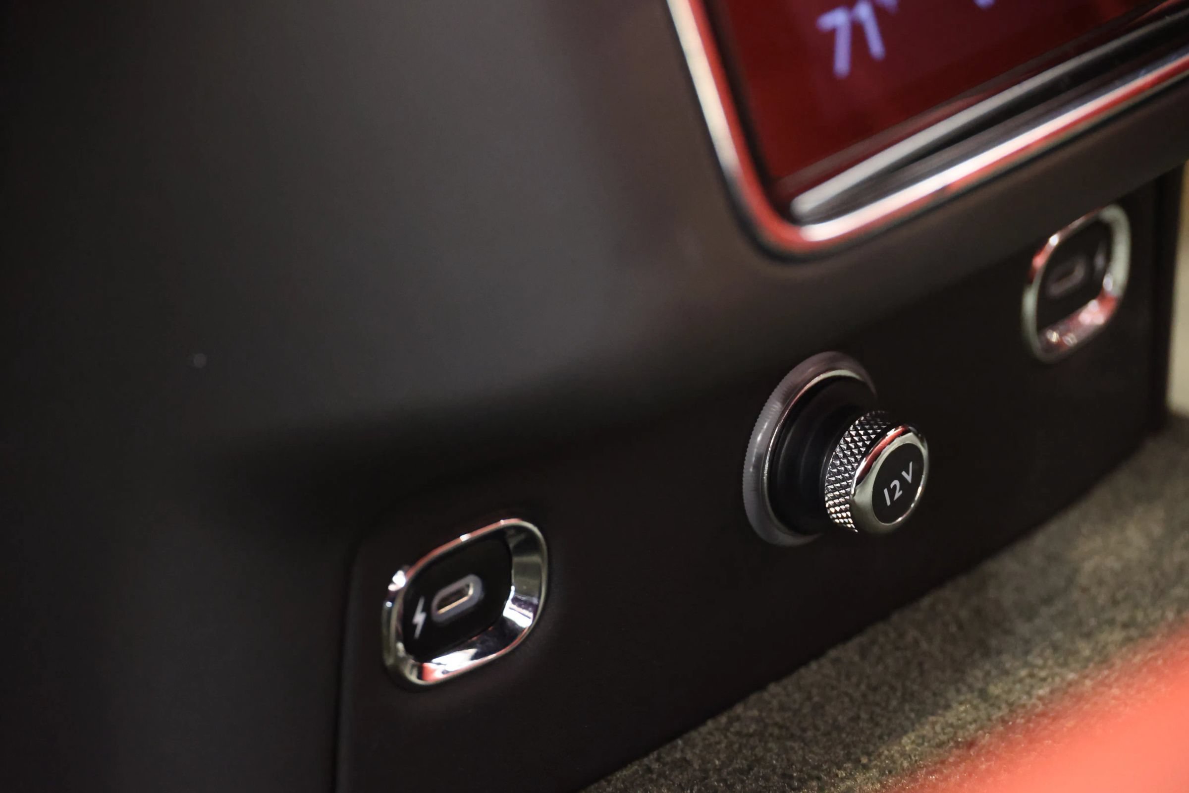 Used 2022 Bentley Bentayga AWD/4WD image 69