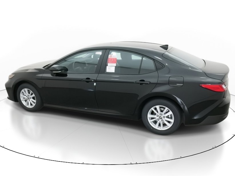 New 2026 Toyota Camry LE image 4