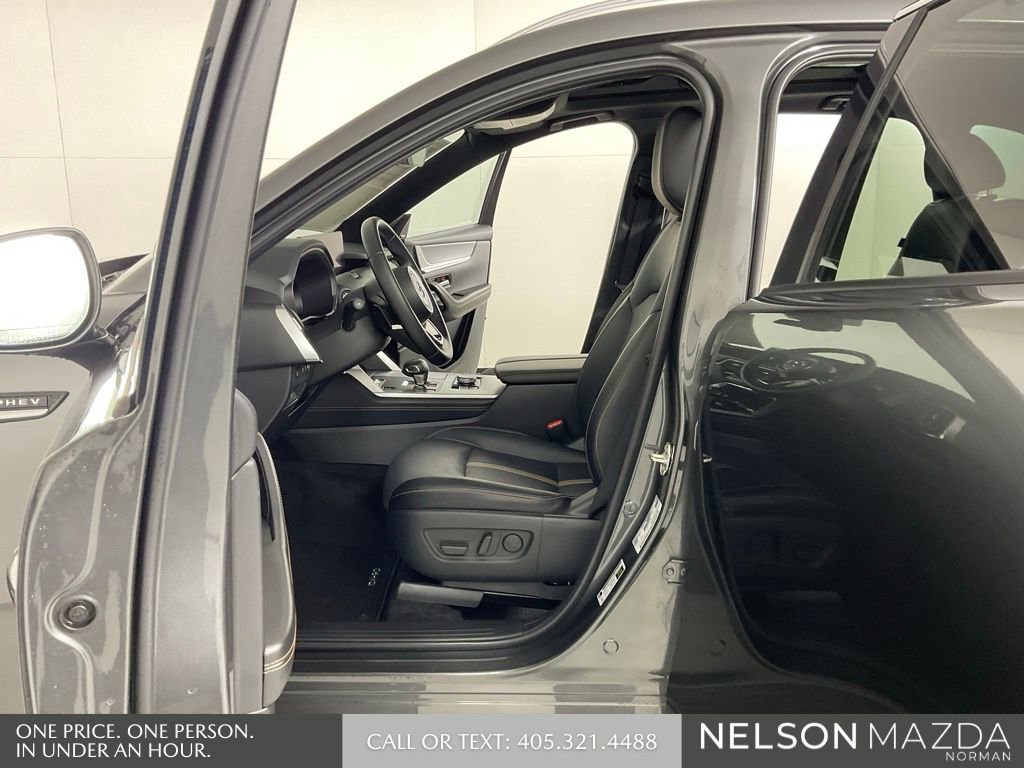 Certified 2025 MAZDA CX-90 Plug-In Hybrid w/ Premium Plus image 11