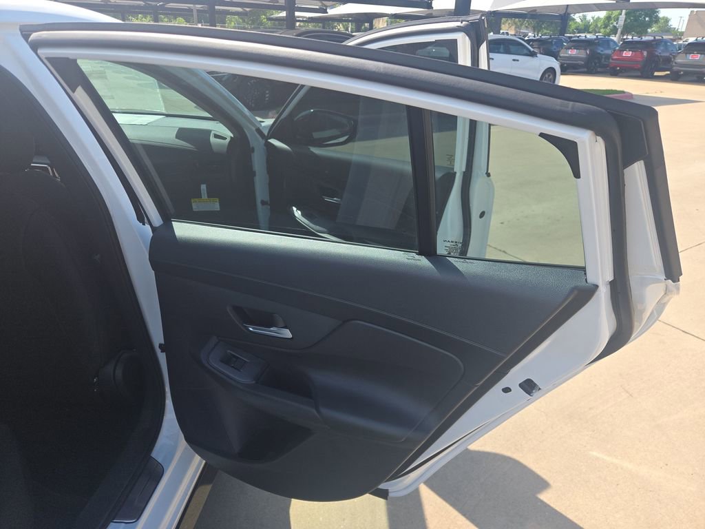 New 2026 Nissan Sentra SR w/ Floor Mat Package FWD image 30