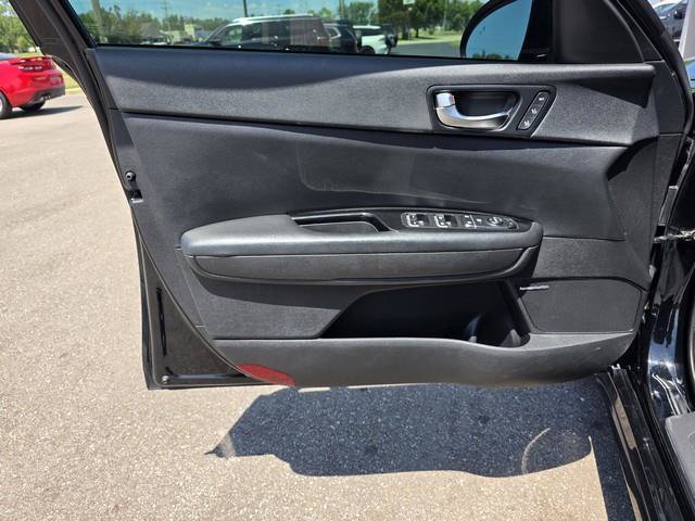 Used 2019 Kia Optima SX FWD image 10
