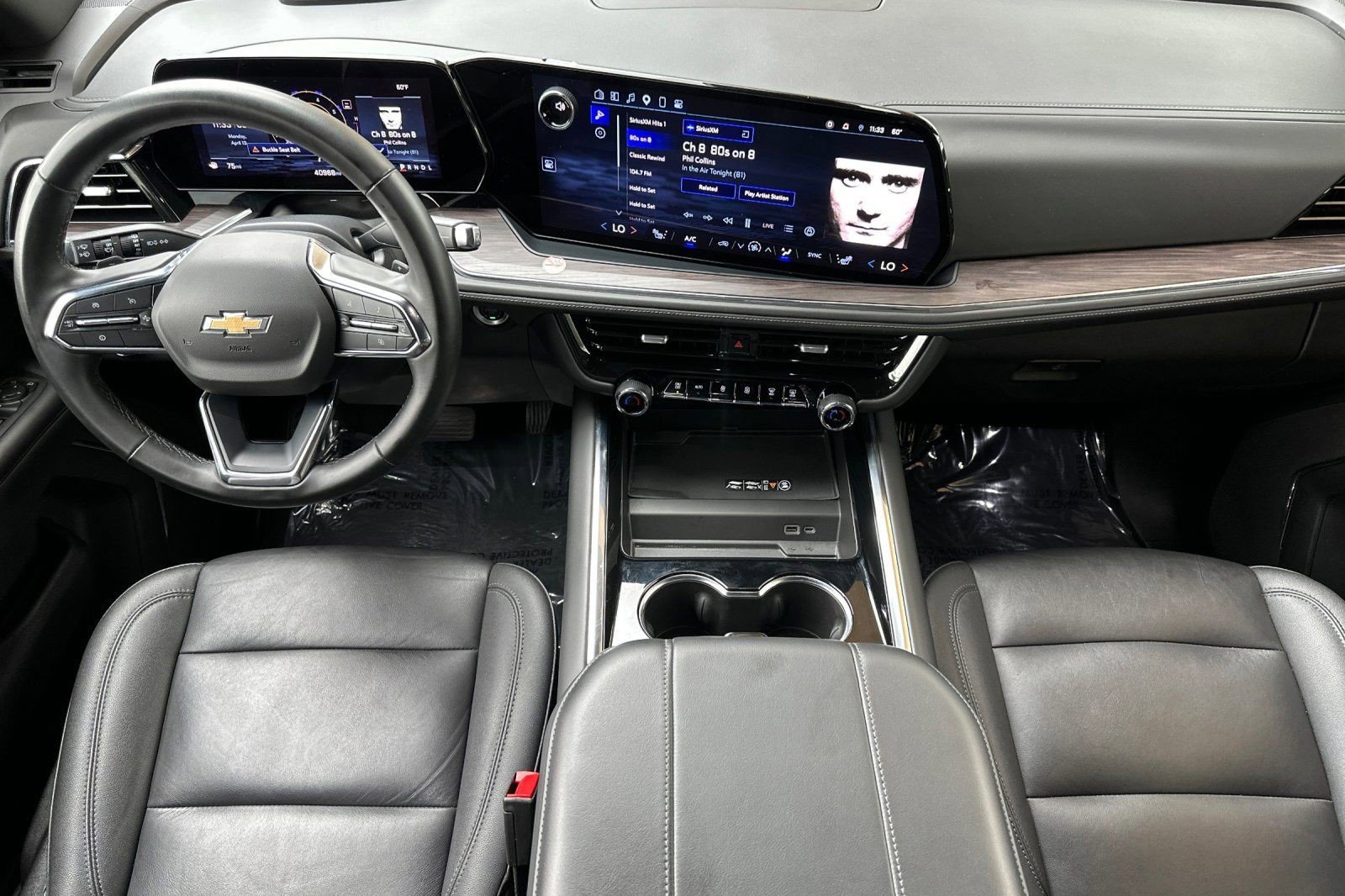 Used 2025 Chevrolet Tahoe LT RWD image 16