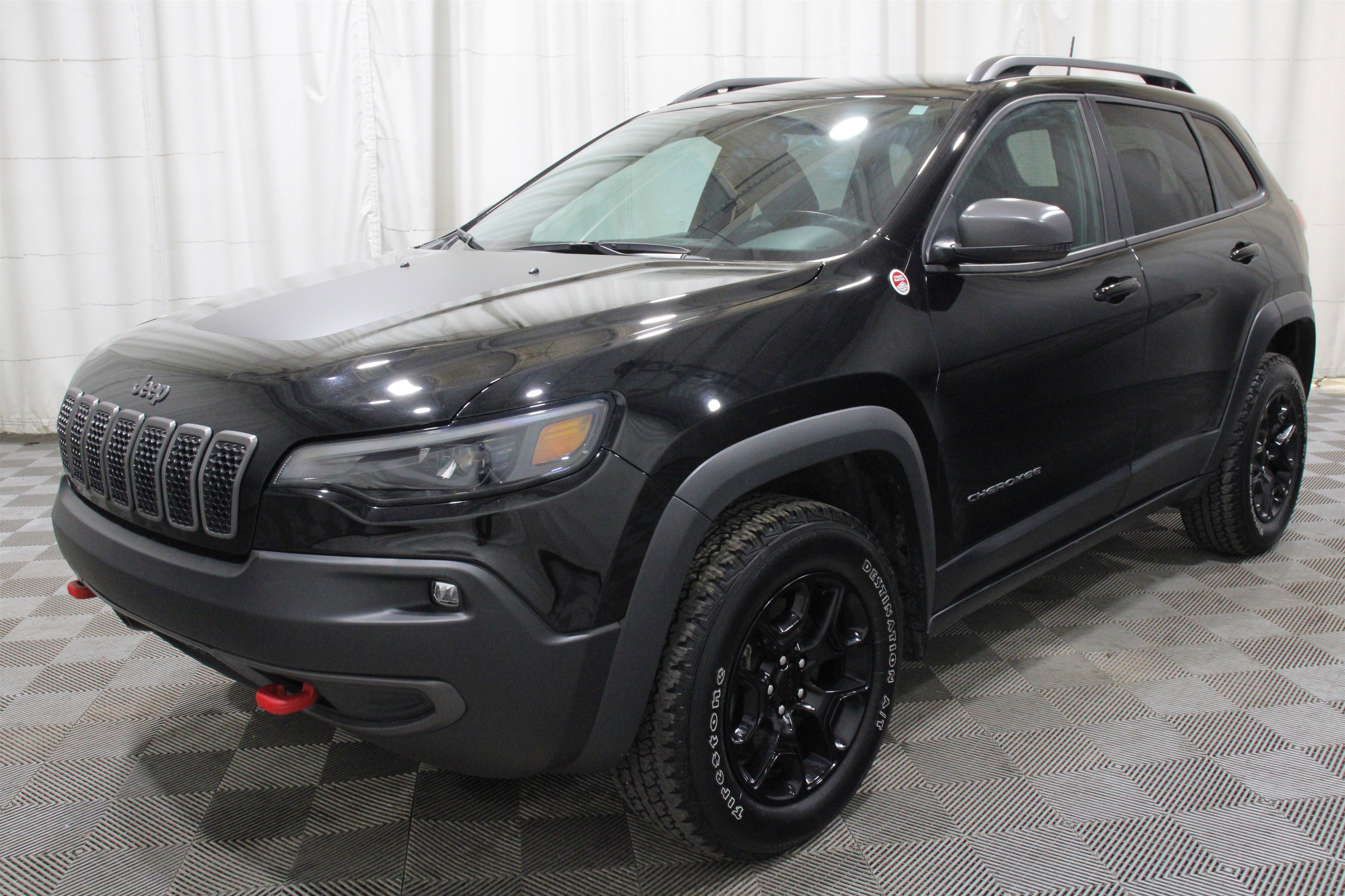 Used 2021 Jeep Cherokee Trailhawk w/ Premium Leather Package image 35