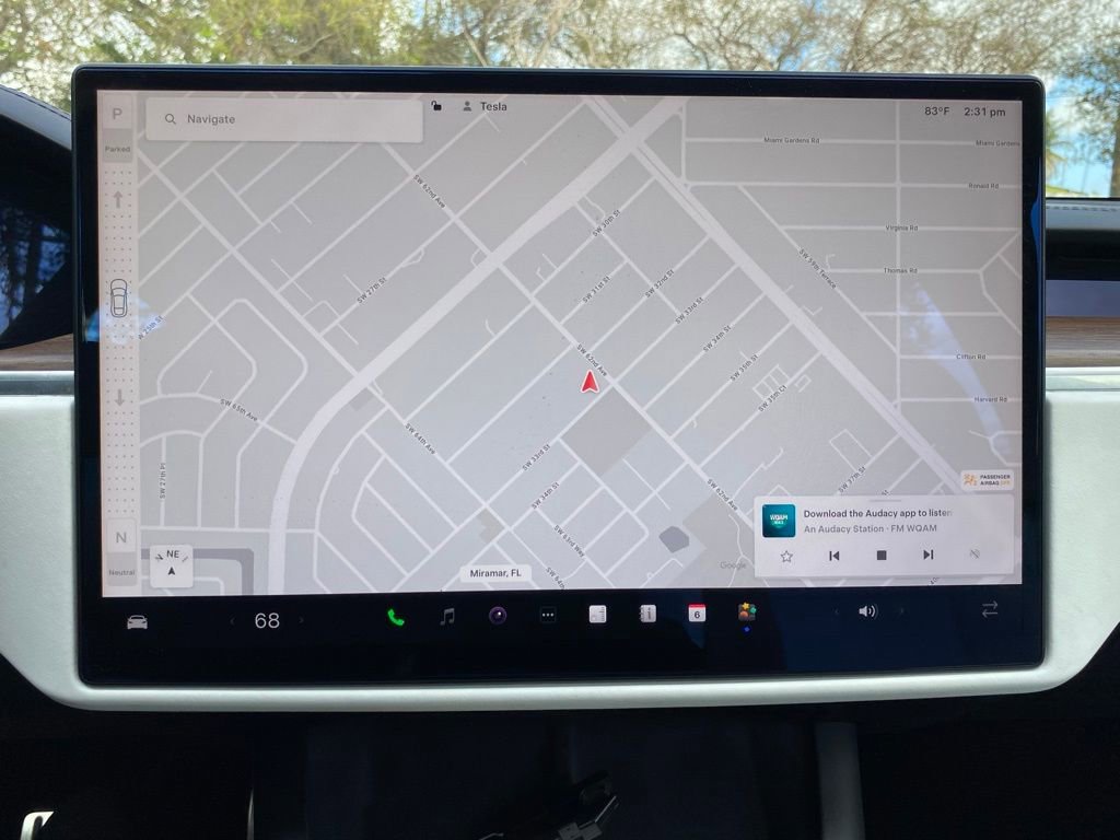 Used 2022 Tesla Model S image 21