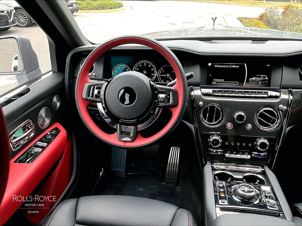 Certified 2024 Rolls-Royce Cullinan Black Badge image 7