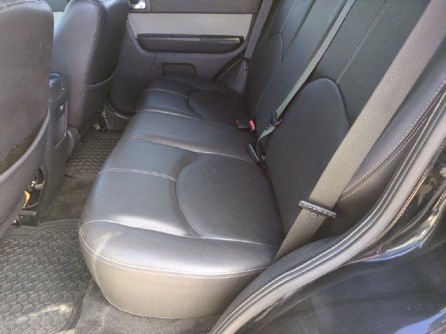 Used 2009 Mercury Mariner Premier FWD image 14