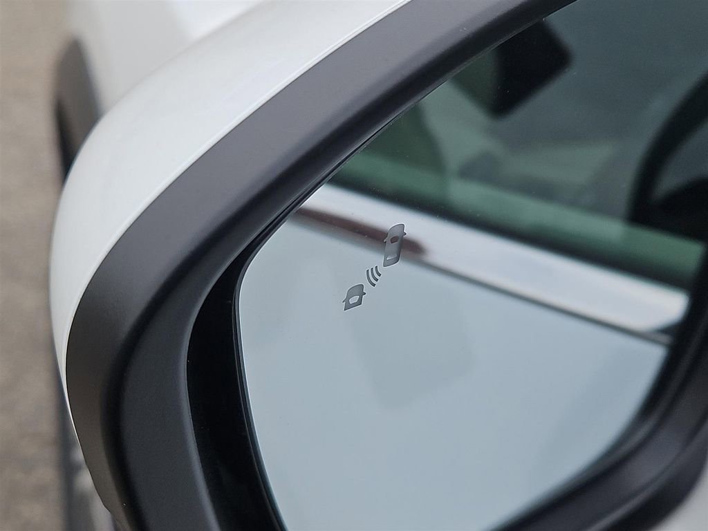 New 2025 Nissan Pathfinder SL w/ Black Appearance Package image 8