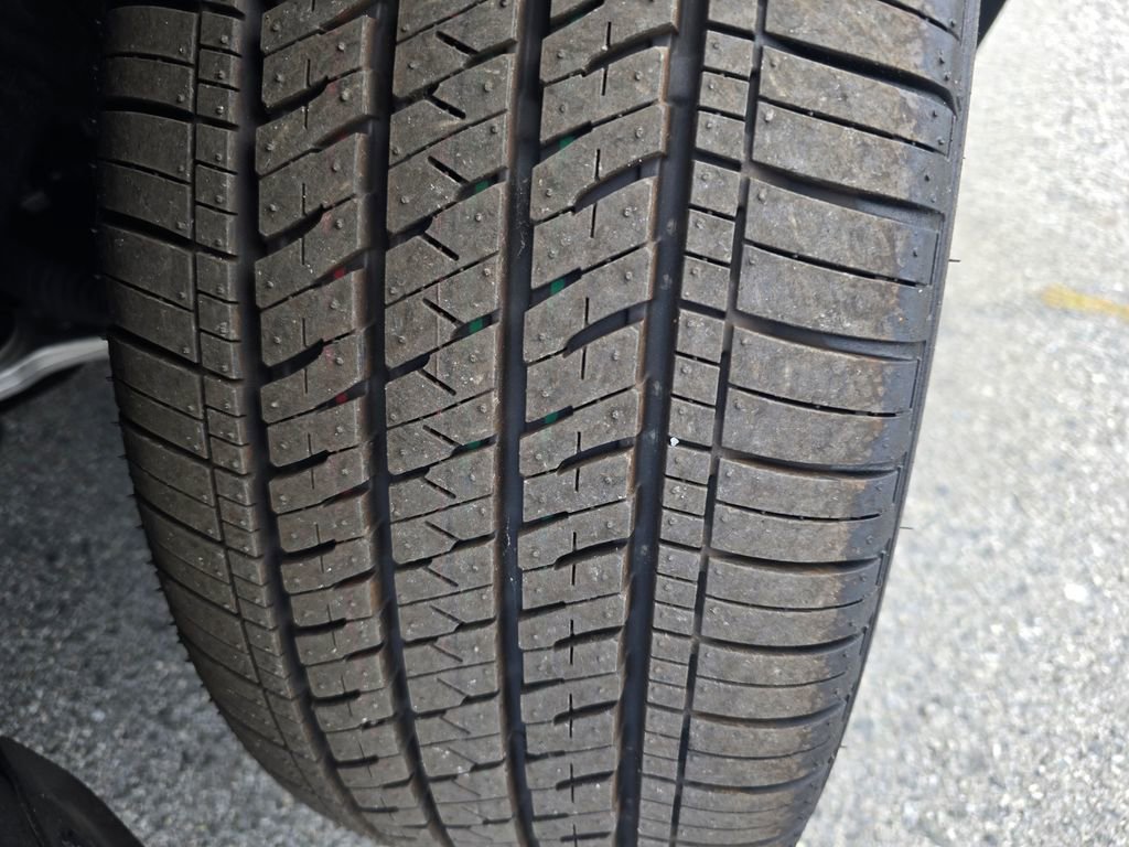 New 2026 Nissan Rogue Platinum image 33